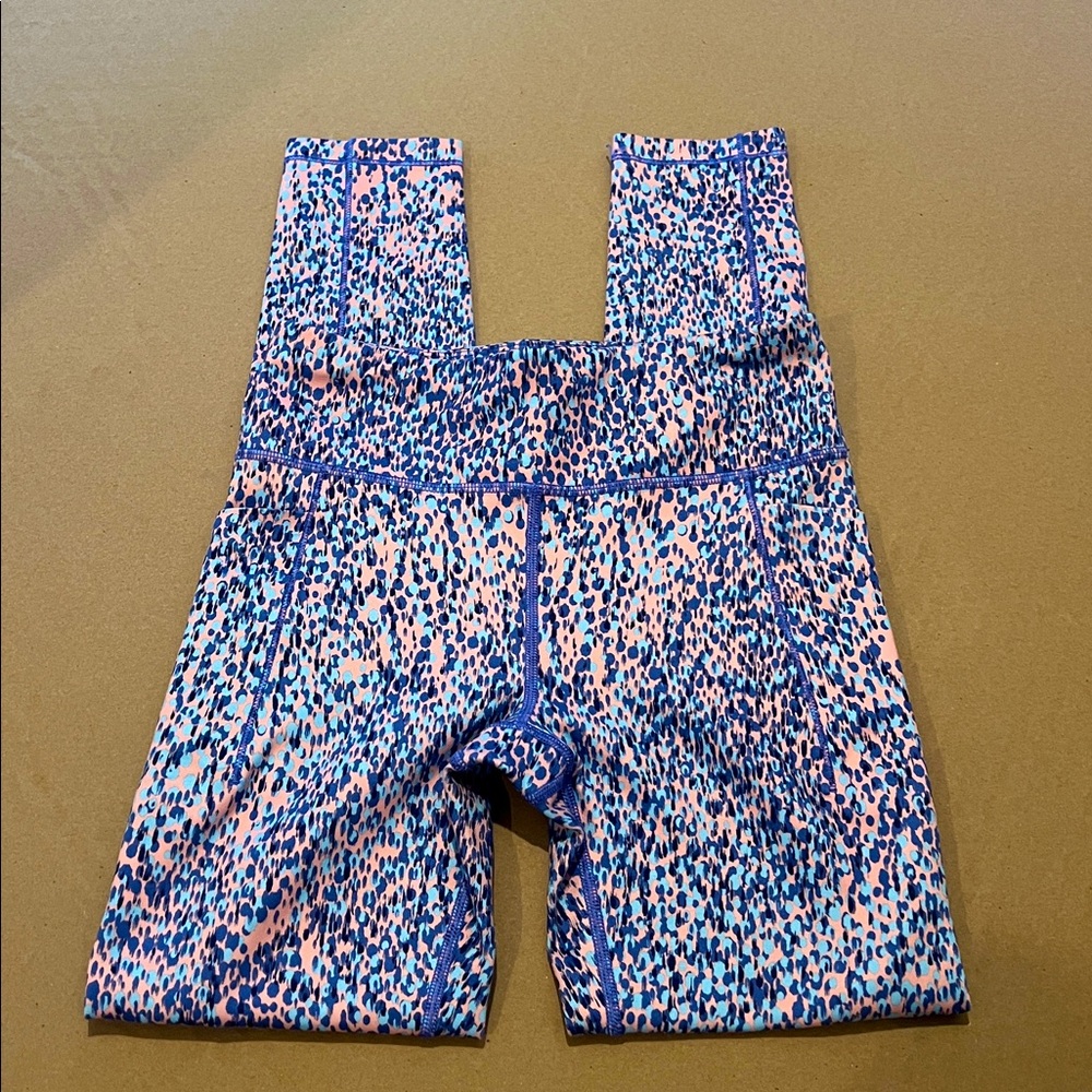 Athleta Girl Stash your treasures Leggings beautiful spring color Size Large 12